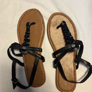 Arizona Jean Company Black and Brown Braided Sandals